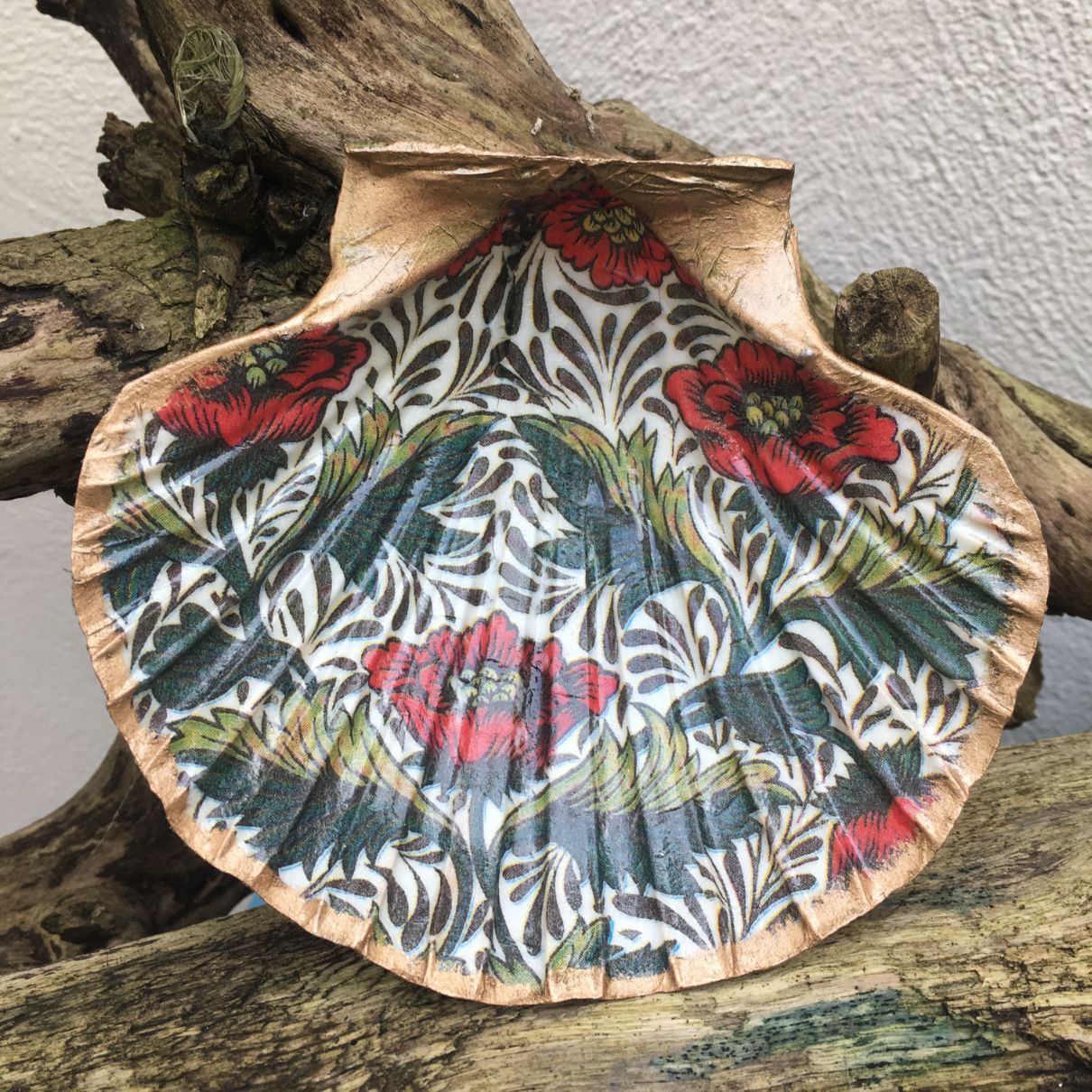 Hand Decoupaged Scallop Shells - Made by V