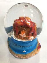 Seaton Beach Hut & Crab Snow Globes