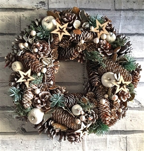 Natural Stars Wreath