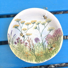 Small Round Meadow & Bee Dishes