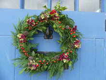 Natural Christmas Wreaths - 2/12, 12/12 & 13/12